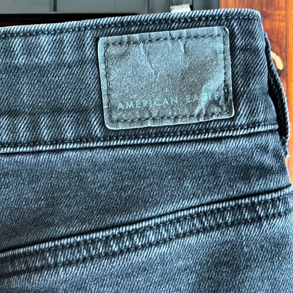 American Eagle Outfitters Black Jean Shorts 4 - Picture 3 of 11